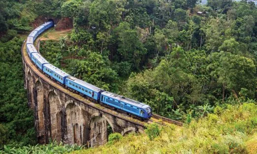 sri-lanka-train-shutterstock-slider