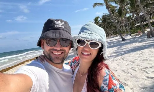 slider-mexico-couple-honeymoon