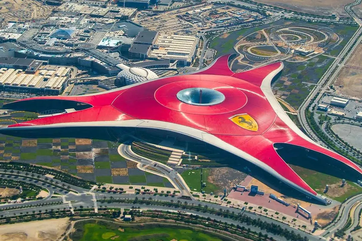 abu-dhabi-asia-ferrari-theme-park