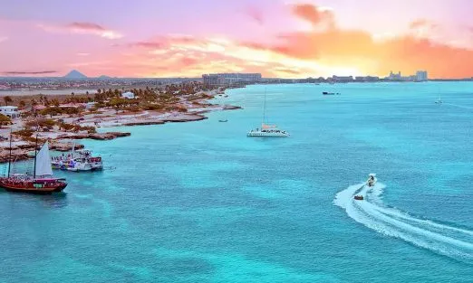 aruba-central-america-caribbean-speed-boat