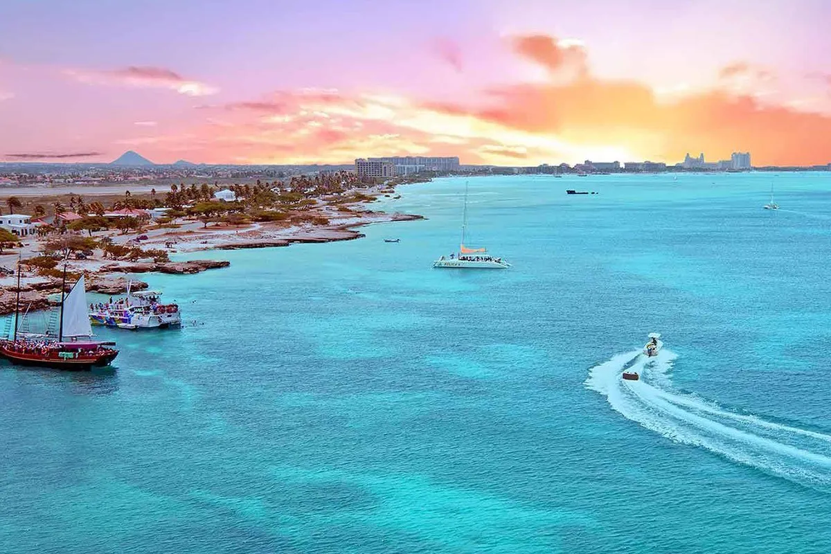 aruba-central-america-caribbean-speed-boat