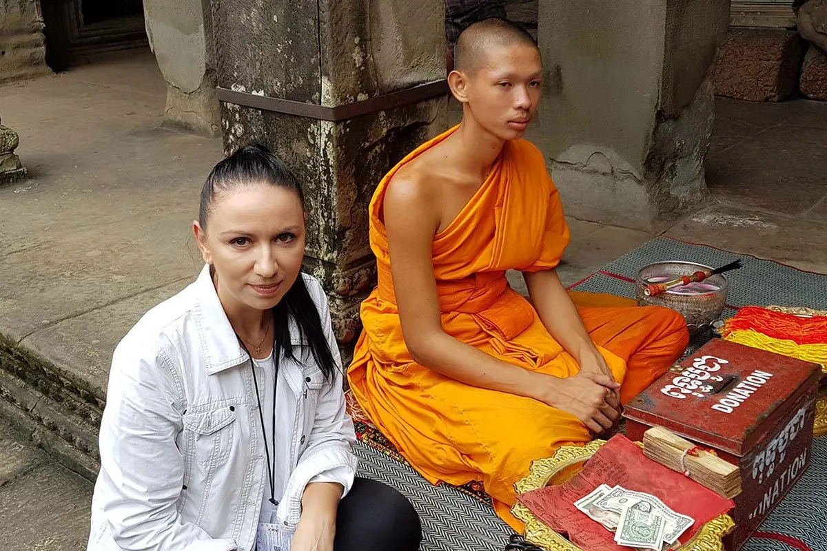 cambodia-asia-monk