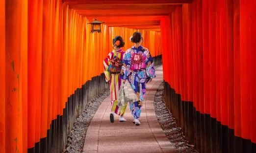 japan-kyoto-Fushimi-Inari-Shrine-slider-pckgs-1920×940