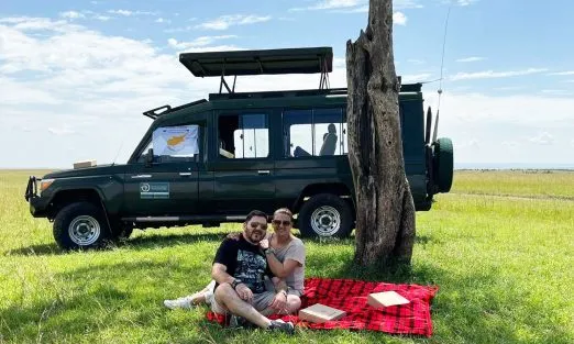 kenya-marios-skevi-picnic-slider-pckgs-1920×940
