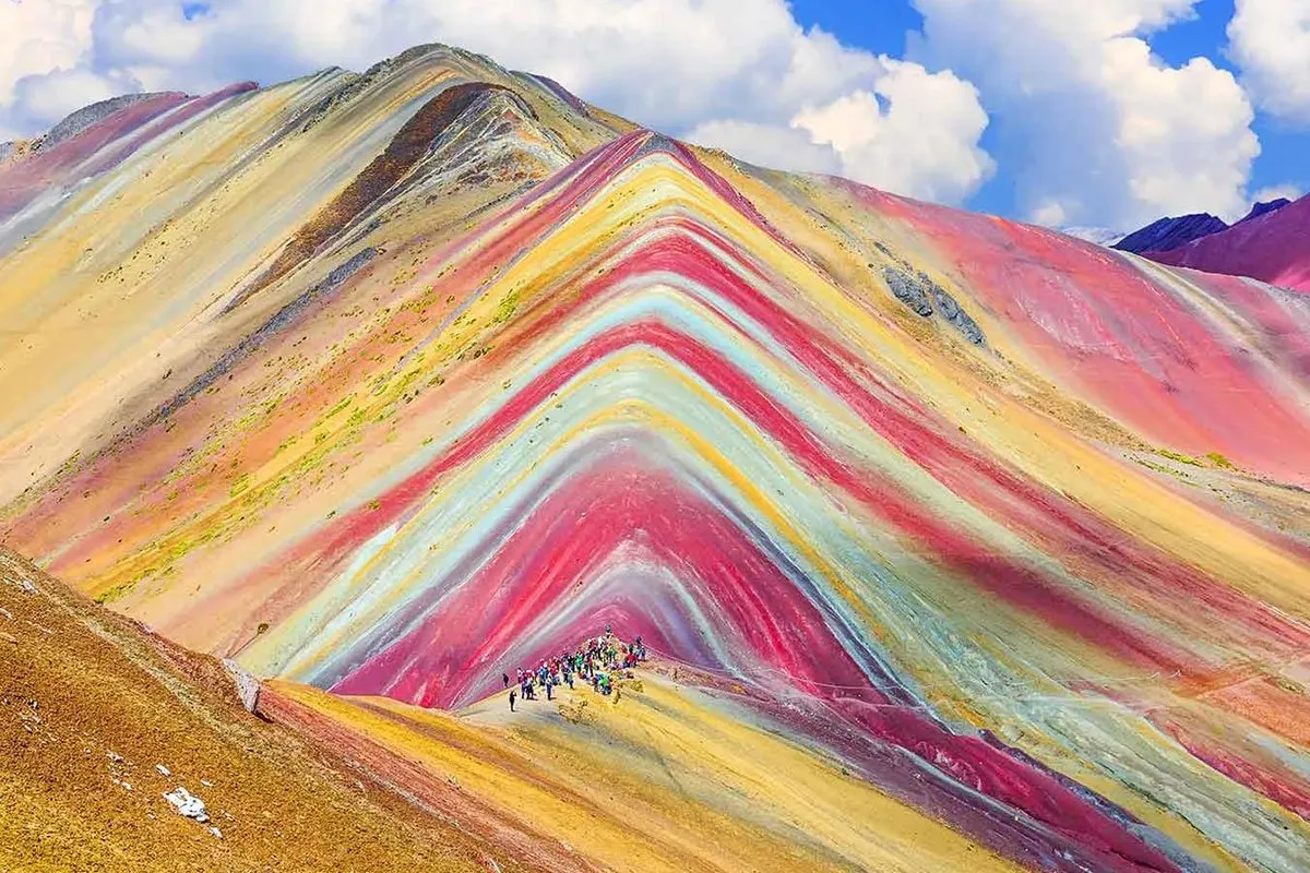 peru-latin-america-rainbow-sand