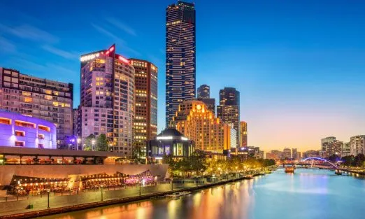 australia-melbourne-night-slider