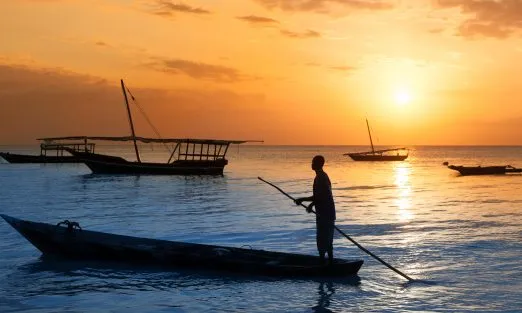 zanzibar-boat-sunset-slider-pckgs-1920×940