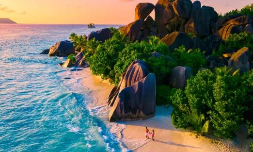 seychelles-slider-honeymoon-beach-picture