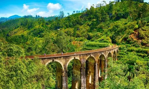 SRI LANKA – SLIDER (2)
