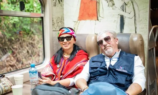 peru-a&i-couple-train-slider