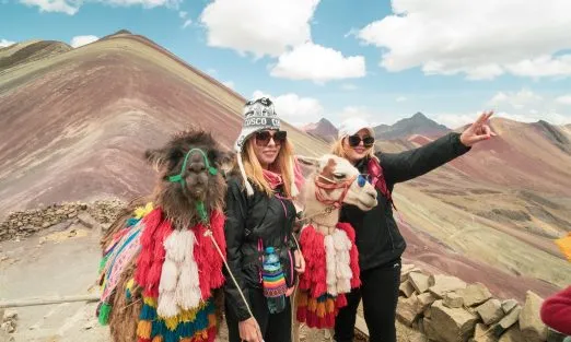 peru-rainbow-mountain-pluton-slider