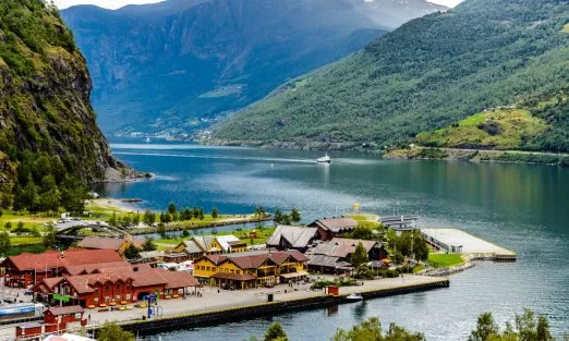 norway-slider-flam-village