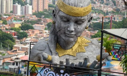 colombia-antonis-53-slider
