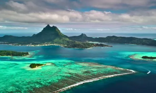 bora-bora-moorea-slider (4)