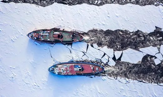lapland-Icebreaker-Cruise-slider (5)