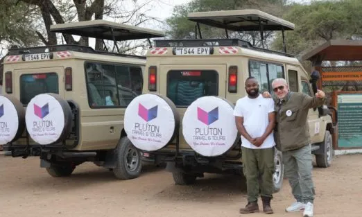 tanzania-Tarangire-jeep-antonis-slider